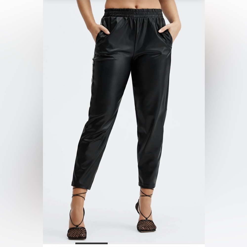 NWOT Fabletics Vegan Leather Jogger Size S